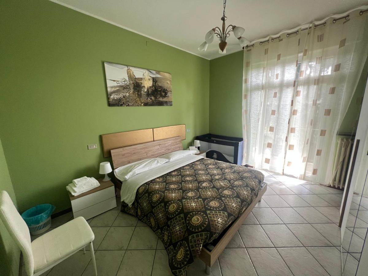Orio Relax 24H Airport 1 - 3 Minute From Arrival By Bus Leilighet Bergamo Eksteriør bilde